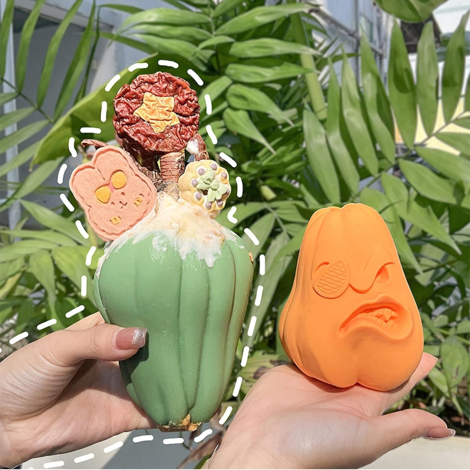 Pet Cats And Dogs Toys Pet Balls Food Grade Silicone Puzzle Slow Food Leaky Food Balls Pirate Leaky Toy